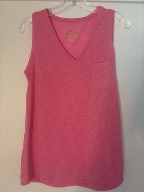 Lilly Pulitzer Hot Pink V-Neck luxletic Tank size medium